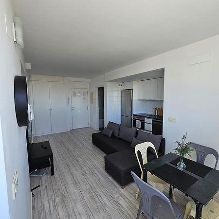 Comodo Apartamento En マドリード エクステリア 写真
